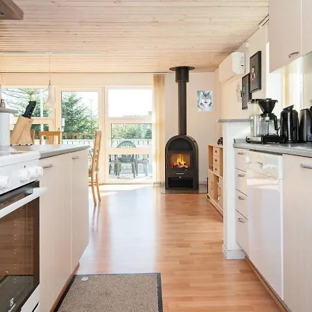 Comfortable Holiday In Skjern With Terrace 펜션 Halby